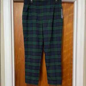 Chaps Plaid Navy/Green Capri Dress Pant Size 14